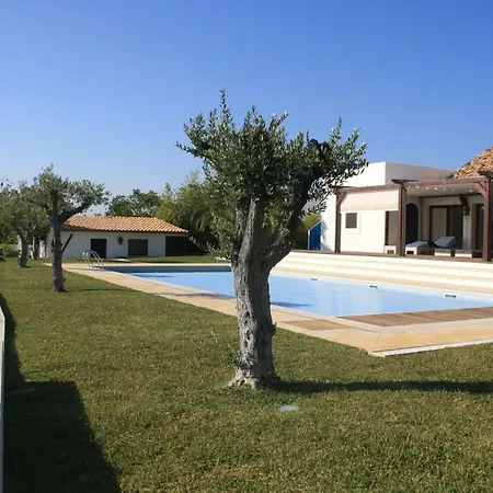 Oasis Azul - Beautiful With Heated Private Pool, Short Walk 别墅