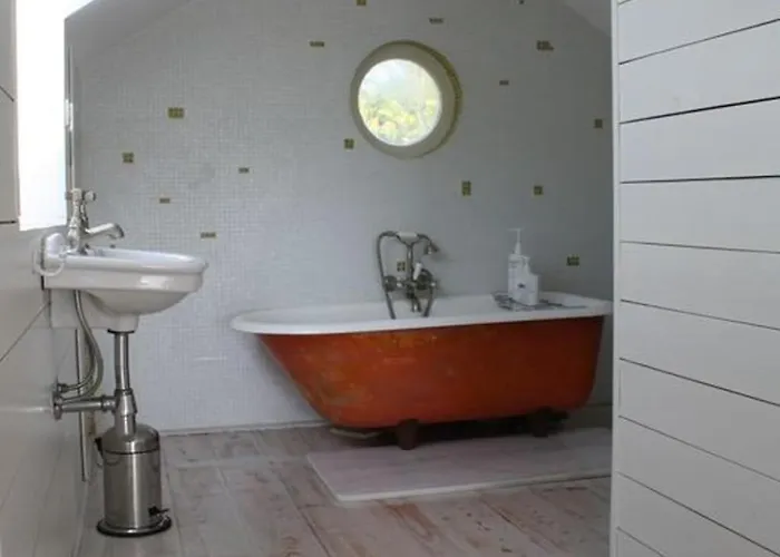 Willa Oasis Azul - Beautiful With Heated Private Pool, Short Walk *