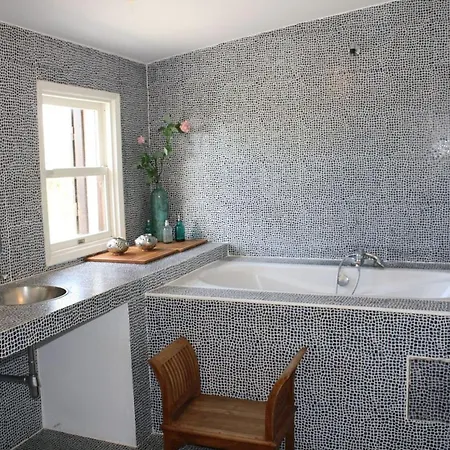 Oasis Azul - Beautiful With Heated Private Pool, Short Walk Sesimbra